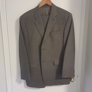 Calvin Klein Grey Wool suit (42R, Pant approx 36)